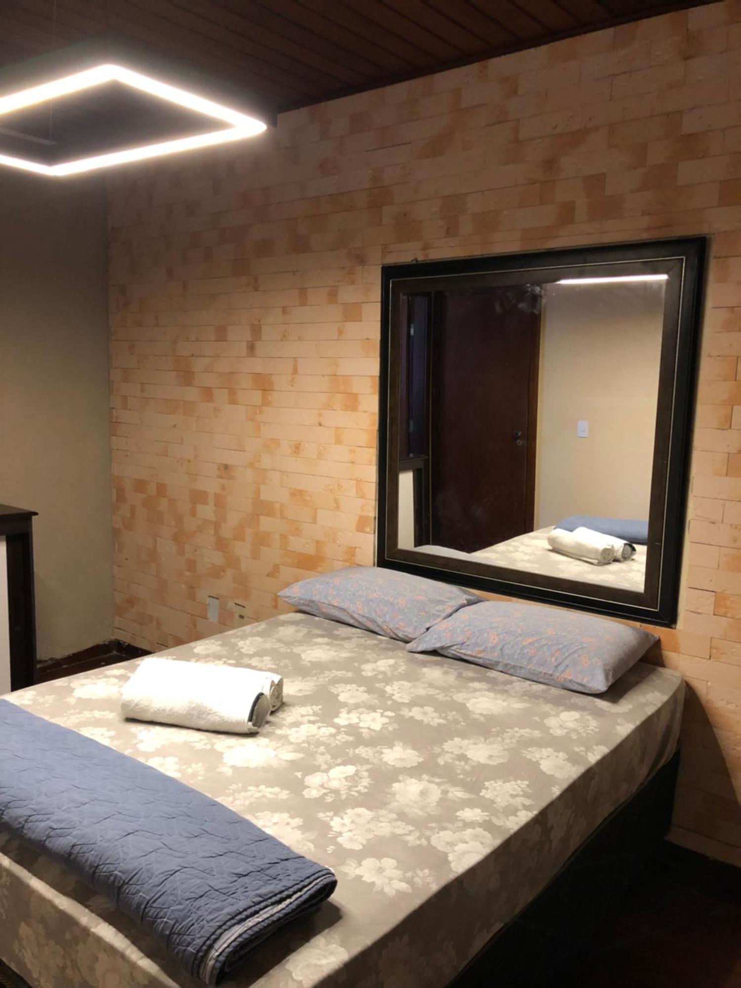 Reges Hostel Алту-Параїзу-ді-Гояс Екстер'єр фото