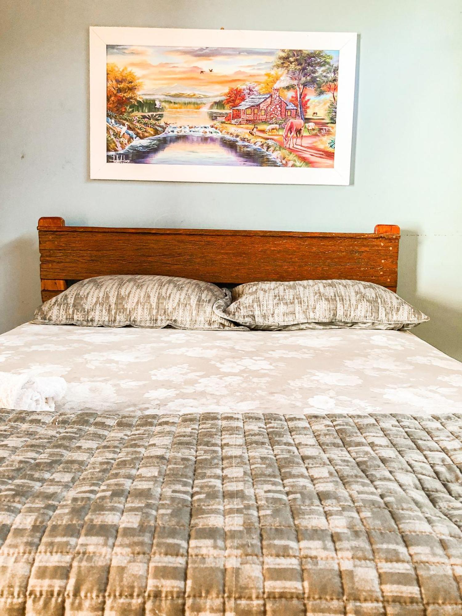 Reges Hostel Алту-Параїзу-ді-Гояс Екстер'єр фото