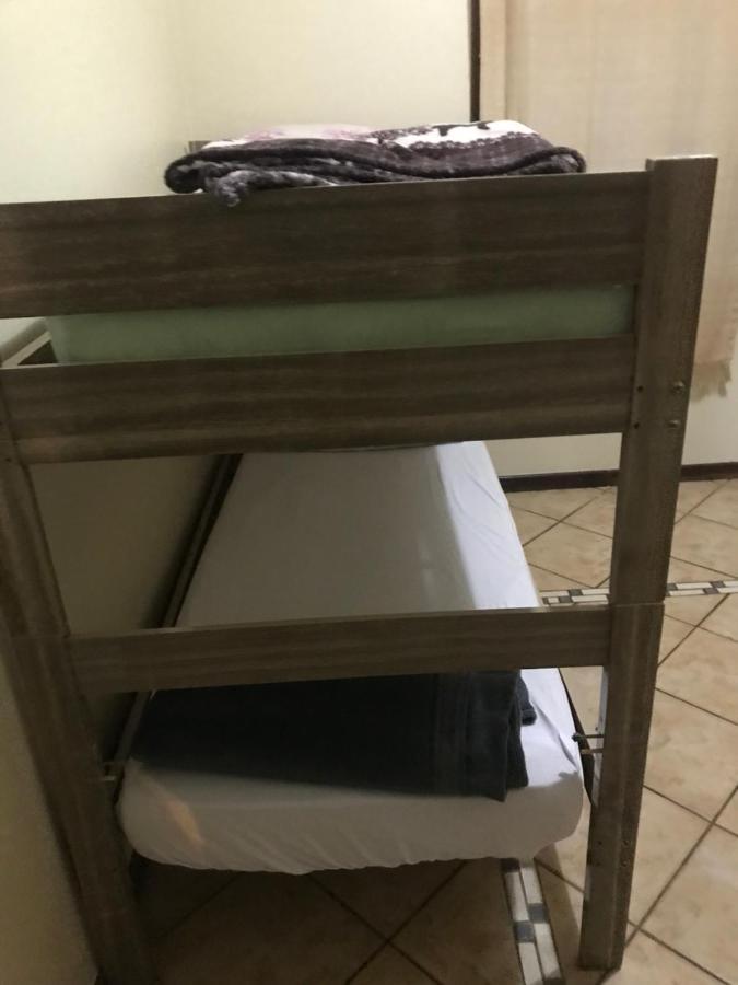 Reges Hostel Алту-Параїзу-ді-Гояс Екстер'єр фото